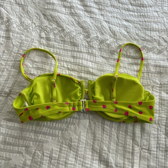 Target Wild Fable Swimsuit Set / Strawberry Print - Picture 4 of 4